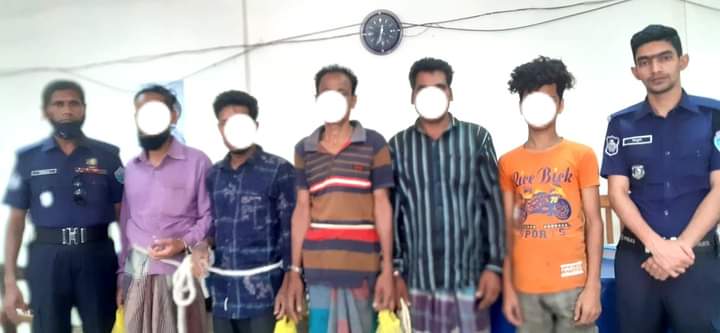 কুলাউড়া থানা পুলিশের বিশেষ অভিযানে ওয়ারেন্টভুক্ত ৫ আসামী গ্রেফতার