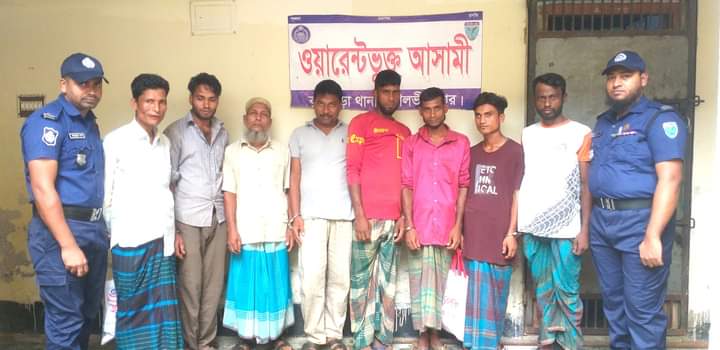 কুলাউড়ায় ৮ পলাতক আসামি গ্রেপ্তার