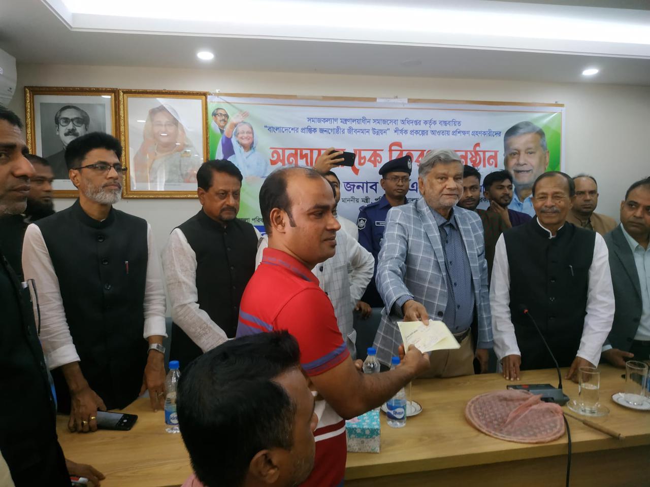 জগন্নাথপুরে পরিকল্পনামন্ত্রী-সংকটের মাঝেও সরকার সফলতার সঙ্গে কাজ করছে