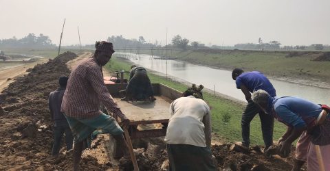 হাওরে নেই সাইনবোর্ড, নেই পাউবোর লোকজন