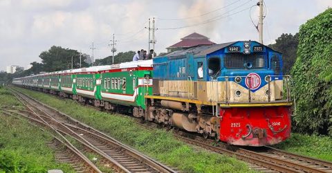 ট্রেনের টিকিটিং ব্যবস্থায় নতুন তিনটি সেবা অন্তর্ভুক্ত, ৭ শর্তে কিনতে হবে  টিকিট