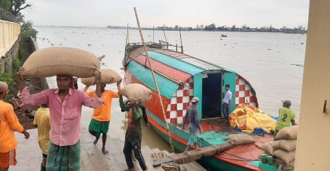 লাখাইর খাদ্য গুদামের কর্মকর্তা ও এক কর্মচারীর বিরুদ্ধে অনিয়মের অভিযোগ উঠেছে