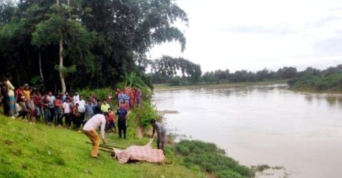 কুলাউড়ায় মনু নদীতে ভাসছিলো অজ্ঞাত যুবকের লাশ