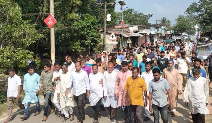 লাখাইয়ে বিএনপি জামাতের হরতালের নামে নৈরাজ্যের প্রতিবাদে  শান্তি মিছিল ও পথসভা