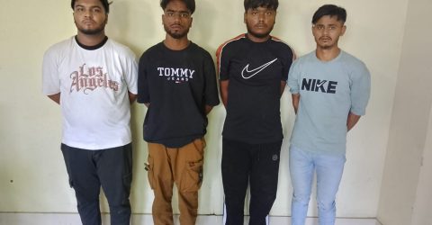 বড়লেখায় ৩টি চোরাই সিএনজি উদ্ধার ও চোর চক্রের ৪ সদস্য গ্রেফতার