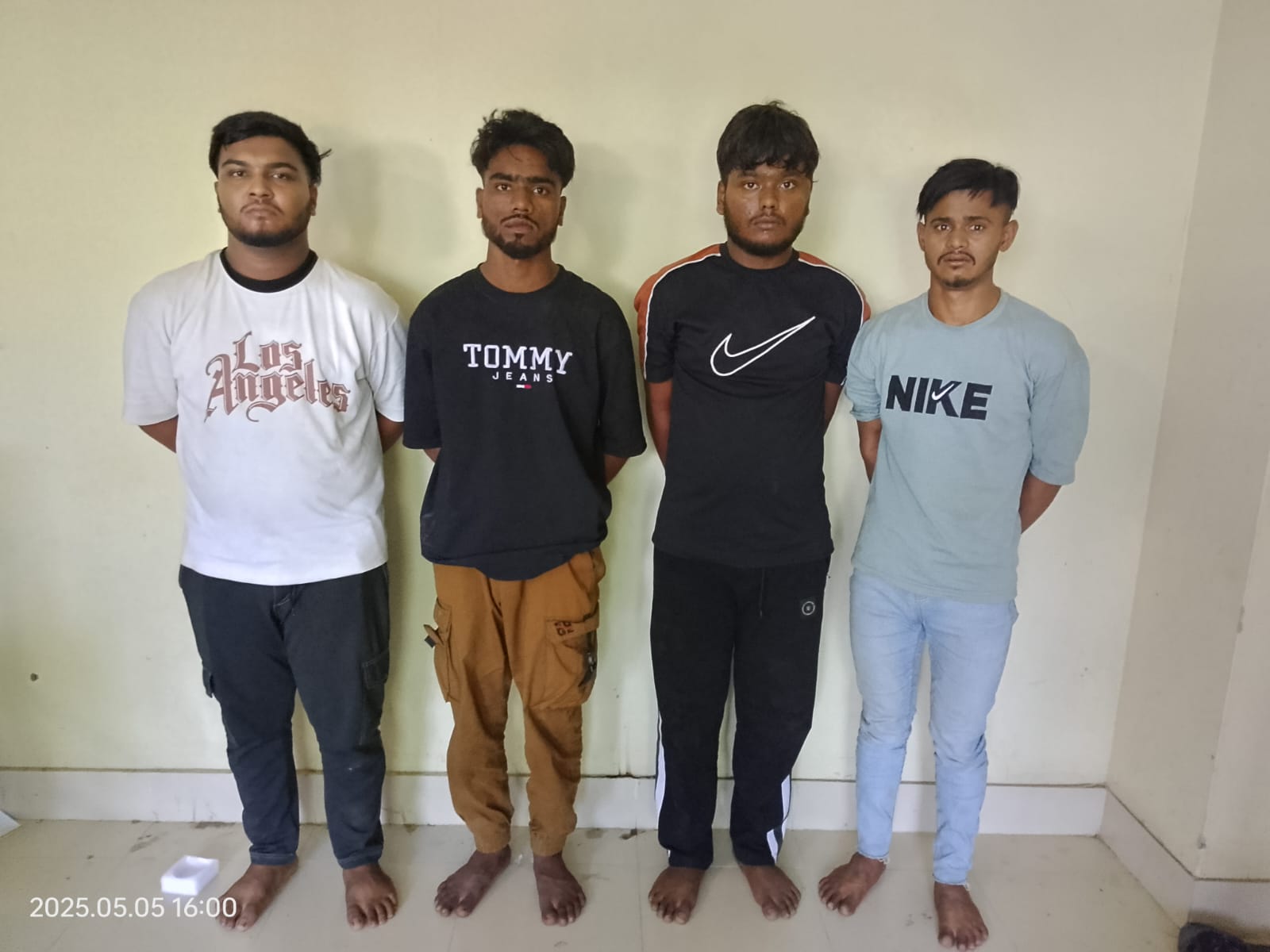 বড়লেখায় ৩টি চোরাই সিএনজি উদ্ধার ও চোর চক্রের ৪ সদস্য গ্রেফতার