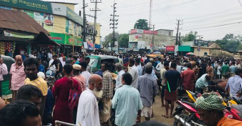 খামারি ও কৃষকের গরুর প্রভাব… মহাসড়কে কোরবানির হাট,দিনভর দুর্ভোগ