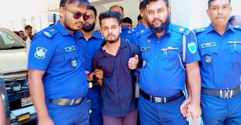মৌলভীবাজারে ব্যবসায়ী রুবেল হত্যাকাণ্ডের মূল আসামি গ্রেপ্তার, হত্যাকাণ্ডে ব্যবহৃত আলামত উদ্ধার