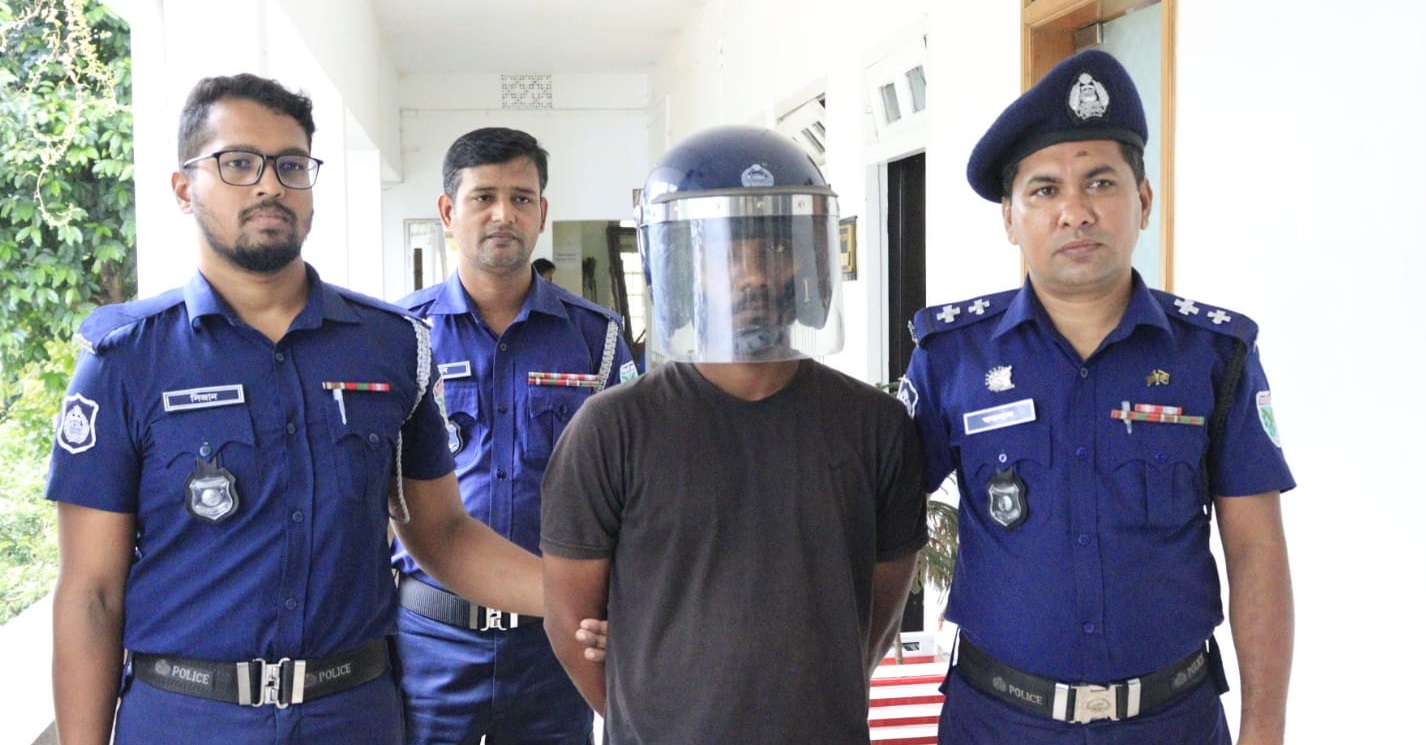 কুলাউড়ার ক্লিবডন চা বাগানের শ্রমিক সর্দার রামবচন গোয়ালা হত্যা: রহস্য উদঘাটন, আলামতসহ আসামি গ্রেফতার