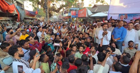 ‎বেগম খালেদা জিয়ার জন্য দোয়া চাইলেন আনিসুল হক