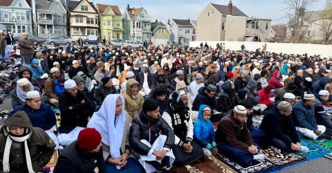 পেটারসনে খোলা মাঠে ঈদের জামাত অনুষ্ঠিত