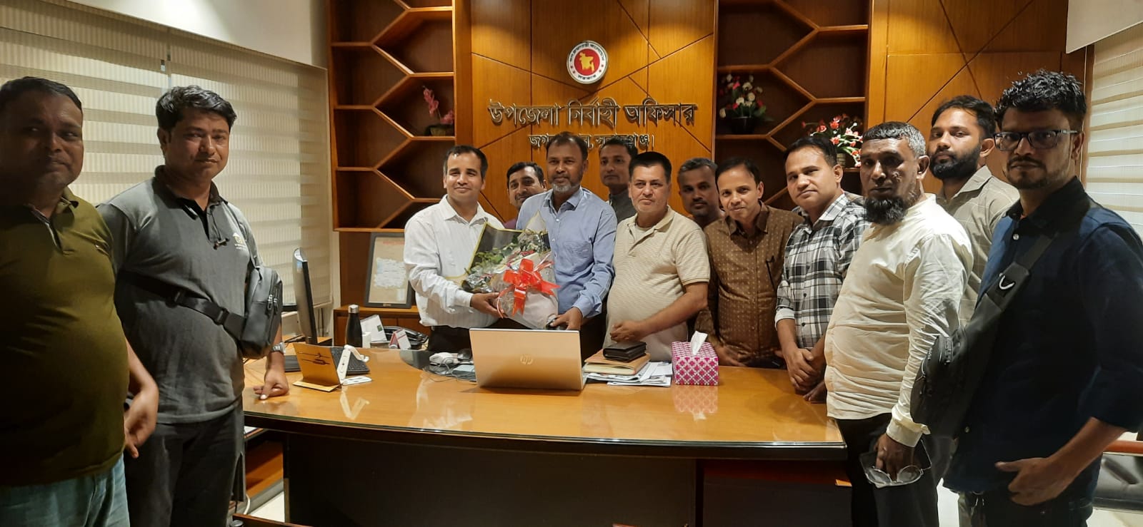 জগন্নাথপুরে নবাগত ইউএনও’র সাথে প্রেসক্লাব নেতৃবৃন্দের মতবিনিময়