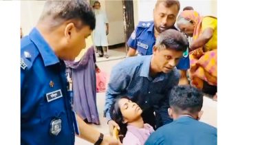 পরীক্ষা কেন্দ্রে জ্ঞান হারালেন দুই শিক্ষার্থী