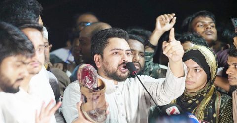 সাভারে এনসিপির সমাবেশে বোমা হামলা: ‘প্রশাসনের সহায়তায় হামলা হয়েছে’—অভিযোগ নাহিদের