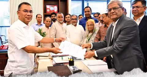 রাষ্ট্রপতি পদে বিএনপির প্রার্থী মির্জা ফখরুল: দলীয় পদ থেকে পদত্যাগ ,মনোনয়নপত্র জমা