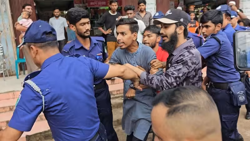 আটকের দীর্ঘ ২১ ঘন্টা পর মুচলেকায় মুক্ত হবিগঞ্জের বৈছাআ’র সদস্য সচিব মাহদি হাসান
