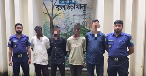 কুলাউড়ায় পুলিশের অভিযানে ৩ গরুচোর আটক, পিকআপ ট্রাক উদ্ধার; ১৫১ ধারায় আরও ৪ জন গ্রেফতার