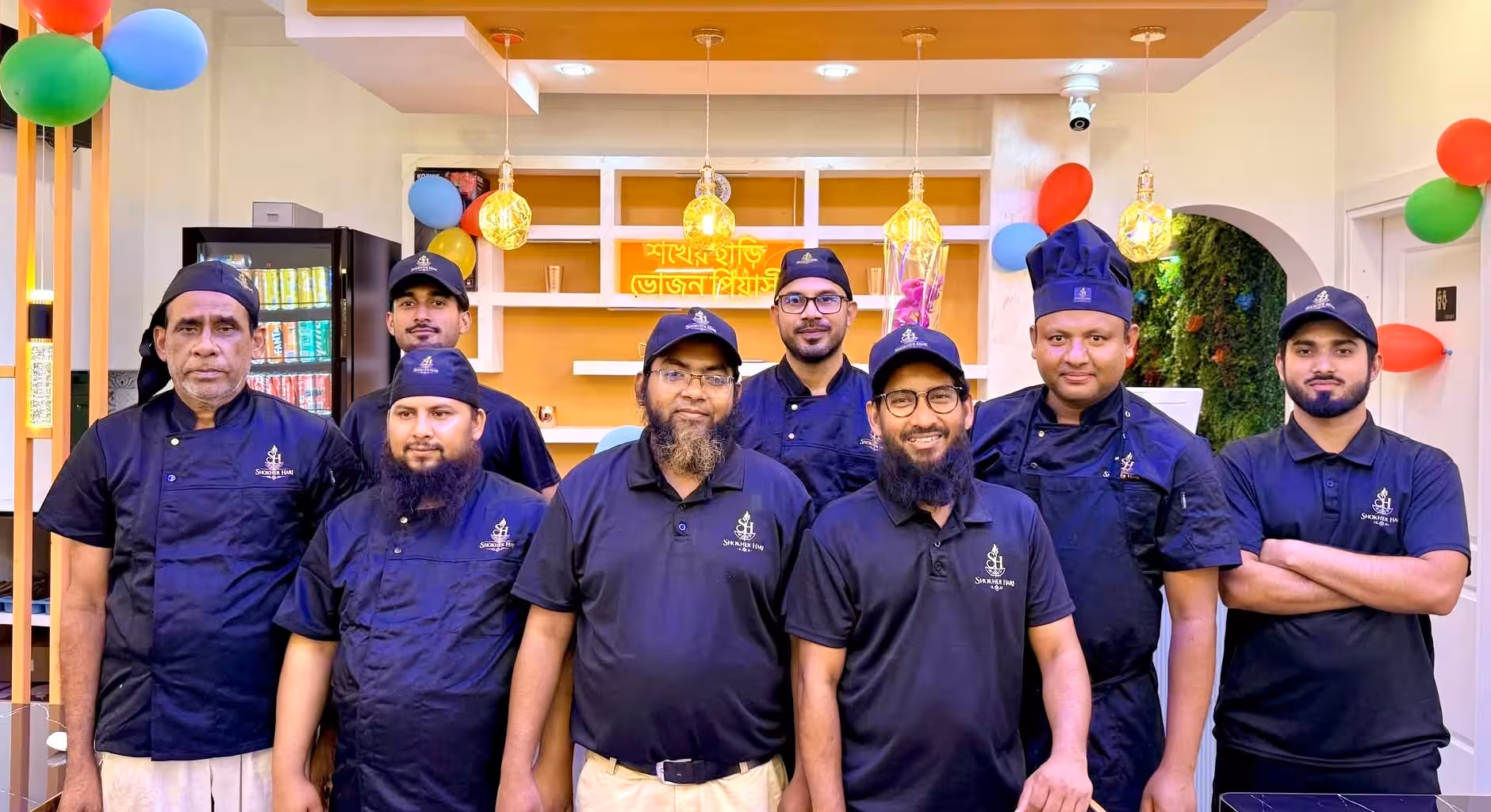 দেশীয় স্বাদের নতুন ঠিকানা ‘শখের হাঁড়ি’, রোমে বর্ণিল আলোকসজ্জা ও নান্দনিক ডেকোরেশনে শুভ উদ্বোধন
