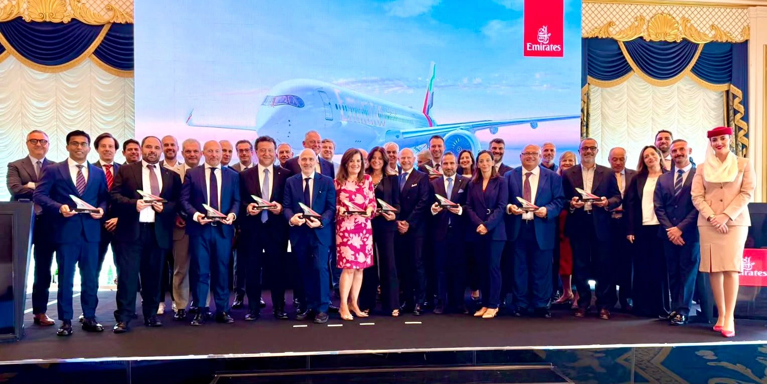 টানা তৃতীয়বার Emirates Italy Awards-এ স্বীকৃতি পেল ইতালির বাংলাদেশি মালিকানাধীন প্রতিষ্ঠান Popular Travels & Tours